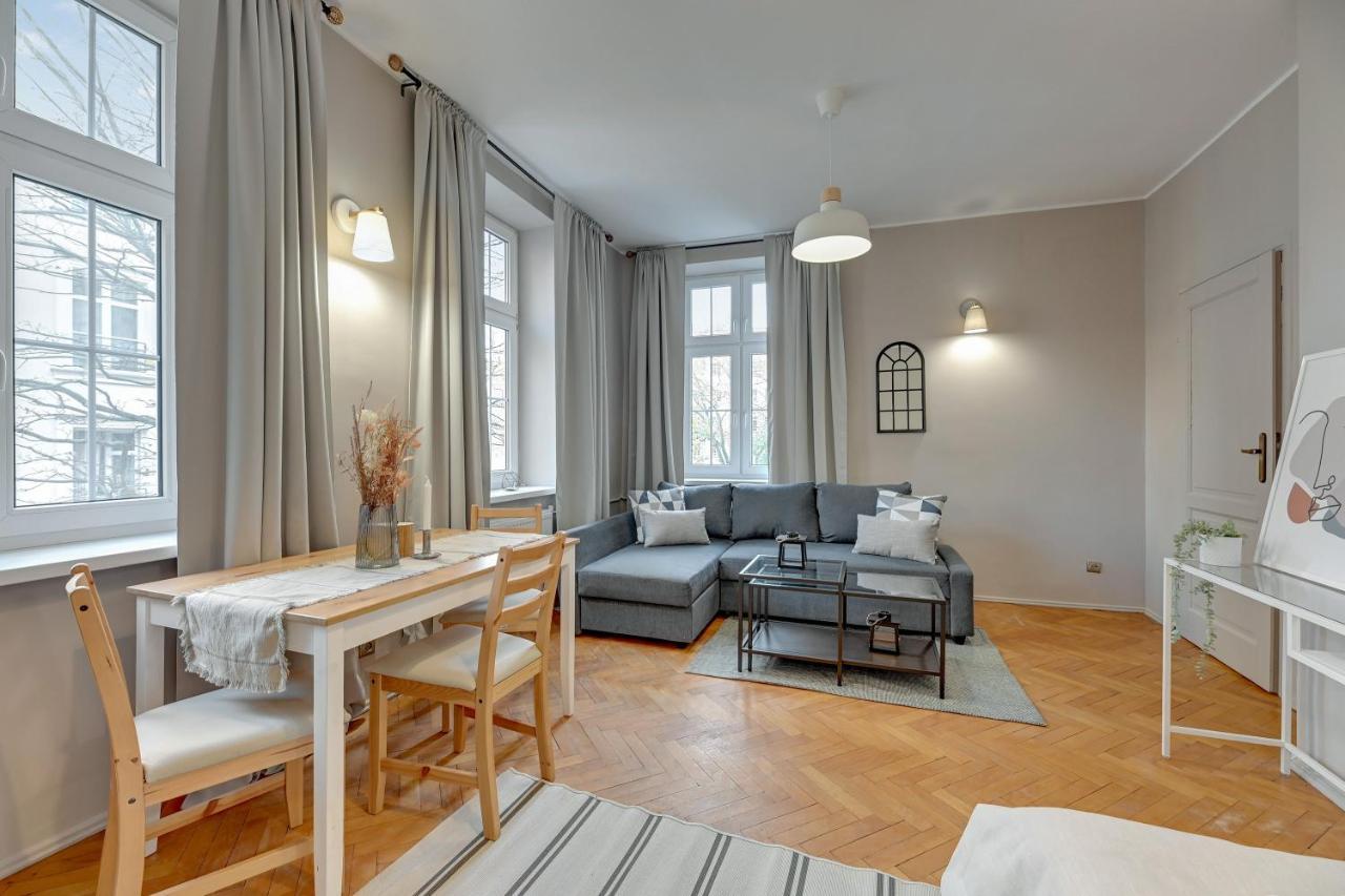 Chlebnicka Apartments In Main Old Town By Downtown Apartments Danzica Esterno foto