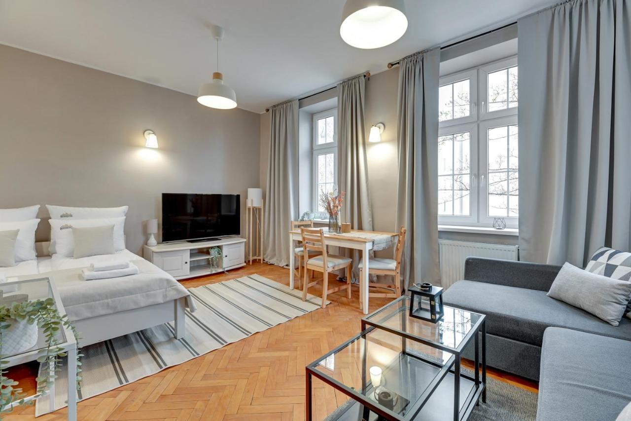 Chlebnicka Apartments In Main Old Town By Downtown Apartments Danzica Esterno foto